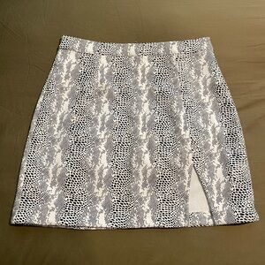 NWT Faux Leather Snake Print Skirt